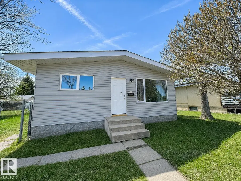 11519 137 Av Nw, Edmonton